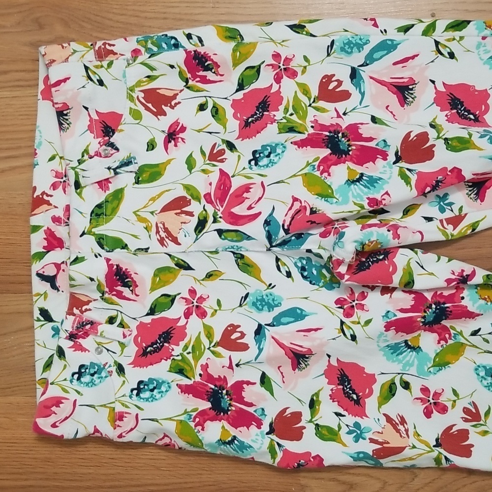 NWT Time And Tru Floral Jeggings Sz. M - Picture 4 of 7